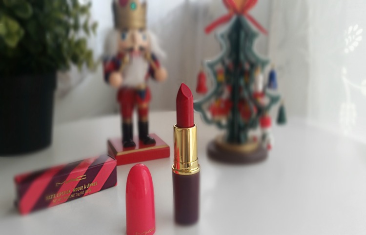 mac nutcracker sweet lipstick 6